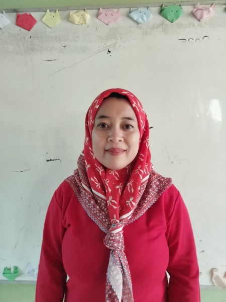 VINA RIFAATUL MAHMUDA, S.Pd.SD