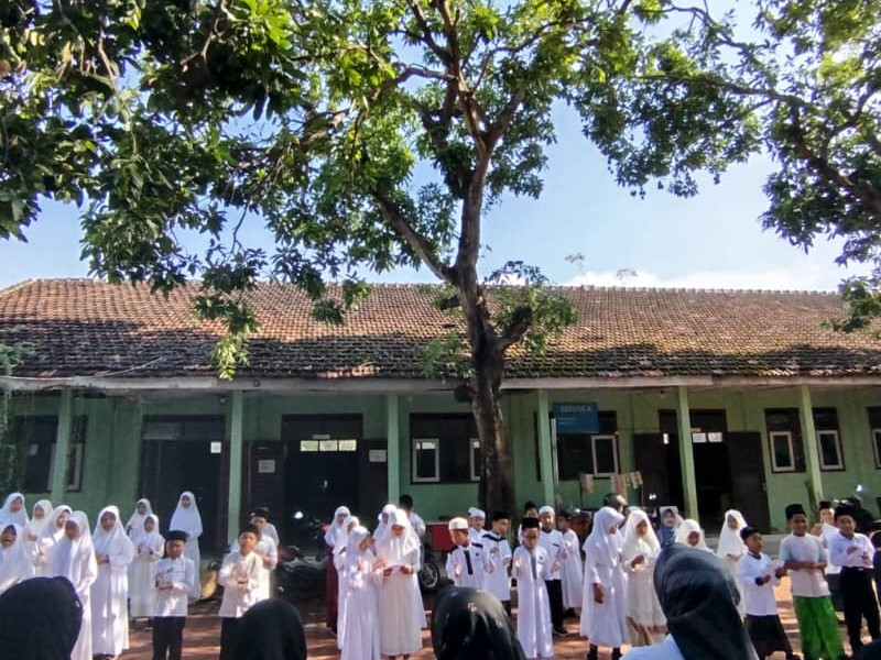 PERINGATAN HARI SANTRI
