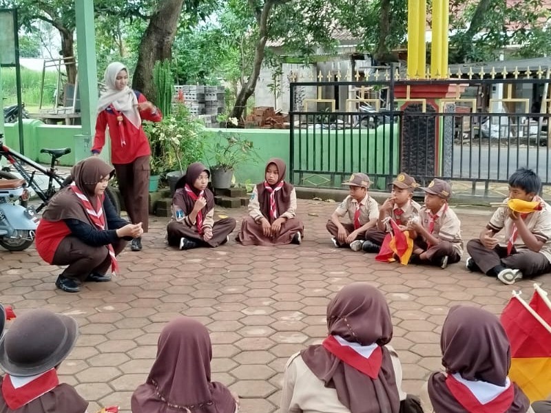 LATIHAN PRAMUKA